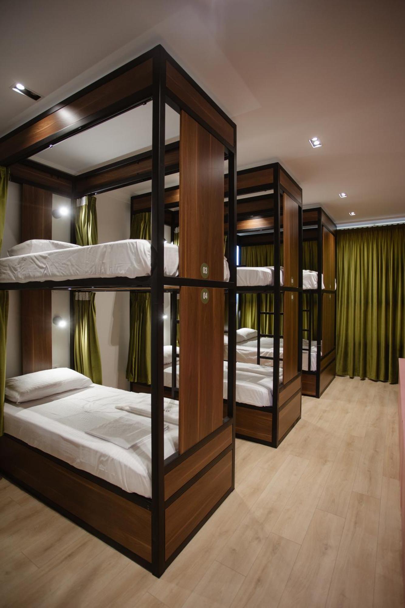 Corner Hostel شكودر المظهر الخارجي الصورة