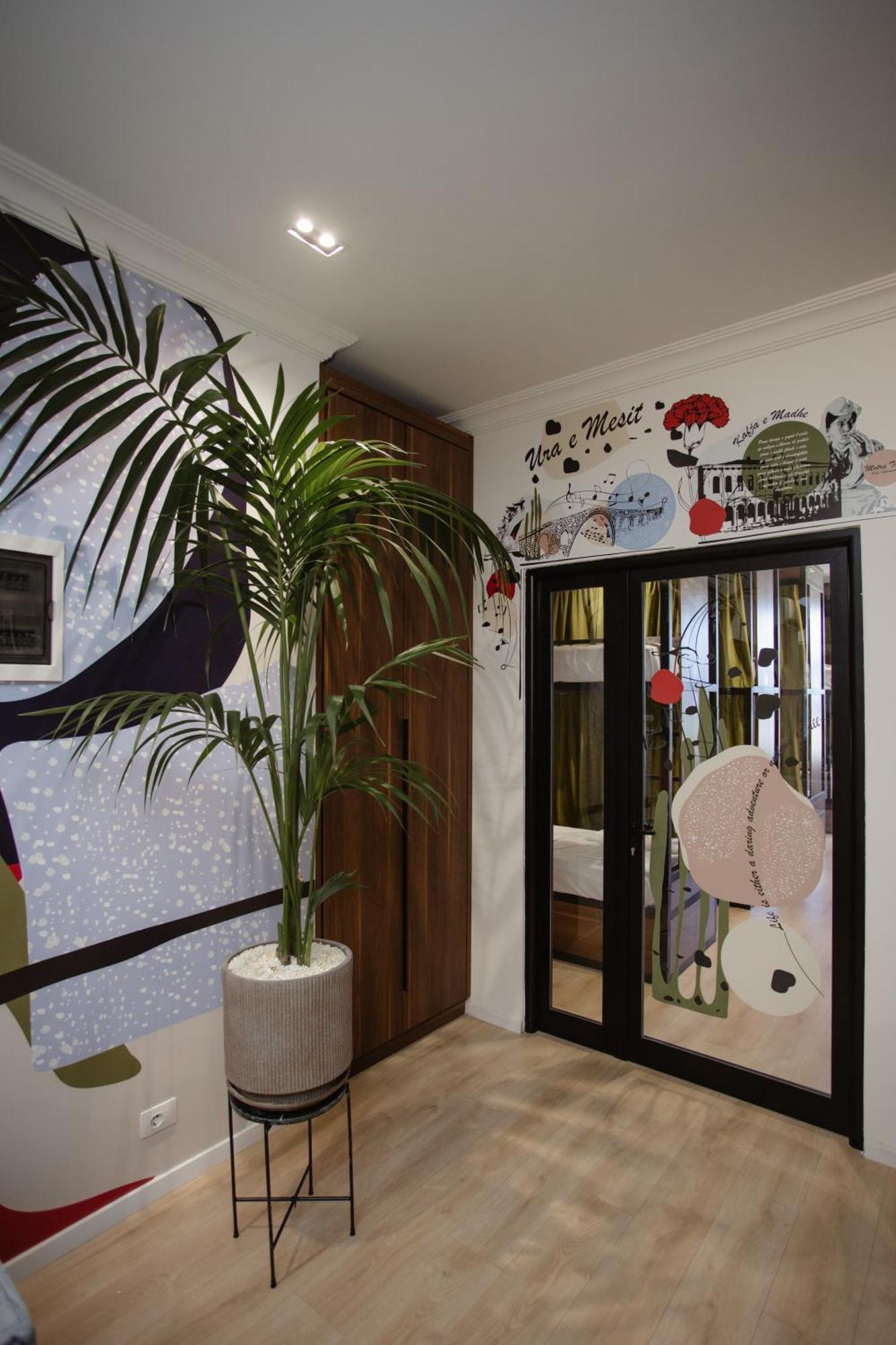Corner Hostel شكودر المظهر الخارجي الصورة