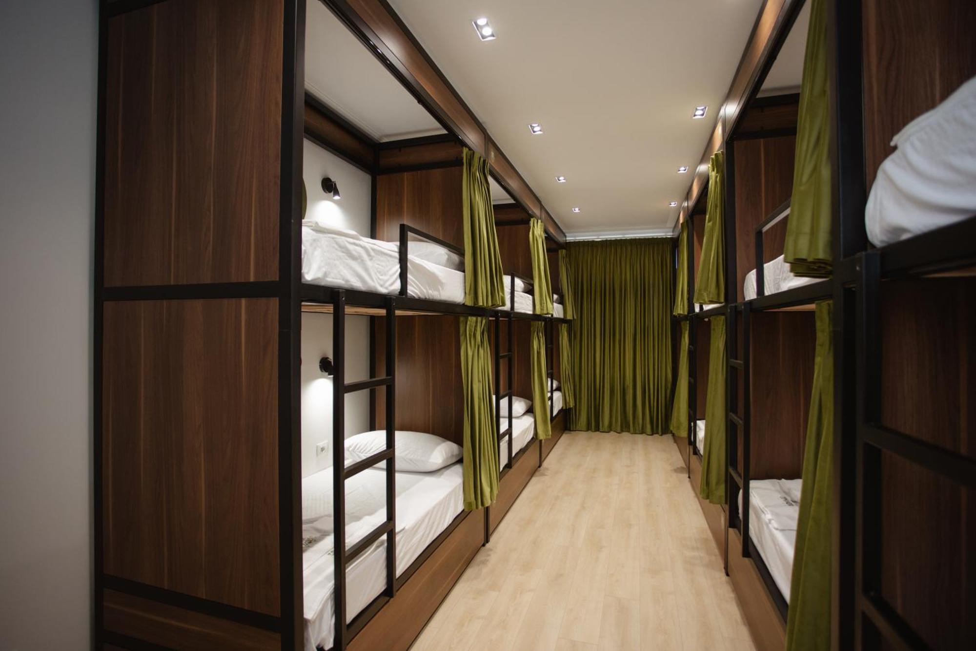 Corner Hostel شكودر المظهر الخارجي الصورة